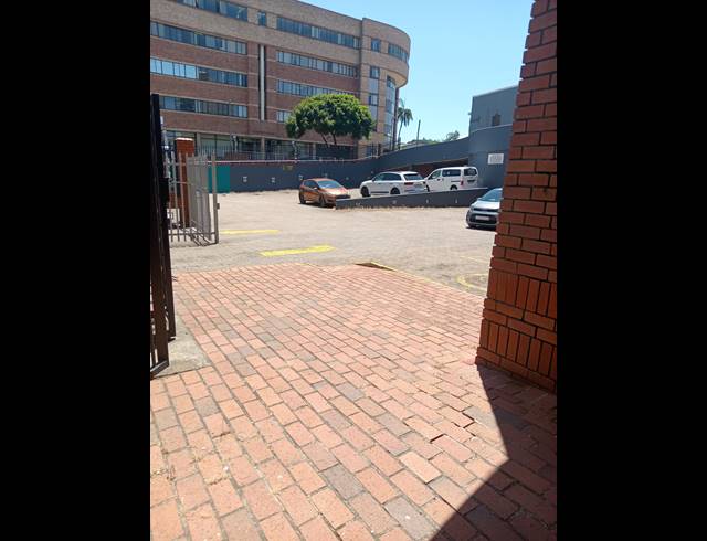 587M² OFFICE TO LET IN MUSGRAVE